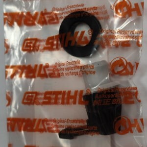 Sfiato serbatoio originale Stihl per decespugliatore FS 561 C-EM ,FS 361.0 C-EM ,FS 240-Z ,FS 361 C-EM ,FS 411 C-EM ,FS 461 C-EM,FS 240 R-Z ,FS 460 RC-EM ,FS 260,FS 261 ,FS 260 C-E ,FS 460 C-EM L ,FS 240 ,FS 460 ,FR 460 TC-E ,FS 510 C-EM,FS 260 RC-E ,FS 461.0 C-EM ,FS 491.0 C-EM ,FS 410 (4147) ,FS 360 C-E - 4147FS 491 C-EM , FR 410 C-E , FS 240 C-E , FS 410 C-E, FS 411.0 C-EM , FS 240 R , FS 260 R , FS 460 C-EM, FS 560 C-EM , FS 490 C-EM, FS 410 C-EM ,FR 460 TC-EM , FS 360 C-EM - 4147, FS 261.0, FS 410 C-E L ,FS 240 RC-E ,FS 561.0 C-EM ,FS 261 C-E ,FR 460 TC-EFM ,FS 261.0 C-E - 00003505812