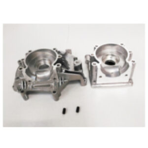 Coppia semicarter originale Emak per decespugliatore Oleo Mac BC350S, BC350T, BC380S, BC380T, BC400S, BC400T, BC420S, BC420T, BC430S, BC430T, BC430TL, BCF420, BCF430, SPARTA 37, SPARTA  37 S, SPARTA 370 T, SPARTA 370 S, SPARTA 38, SPARTA 38 FE, SPARTA 38 S, SPARTA 380 S, SPARTA 380 T, SPARTA 42, SPARTA 42 S, , SPARTA 42 BP, SPARTA 44, SPARTA 44FE, SPARTA 44 S, SPARTA 440 BP, SPARTA 440 S, SPARTA 440 T - 61350346